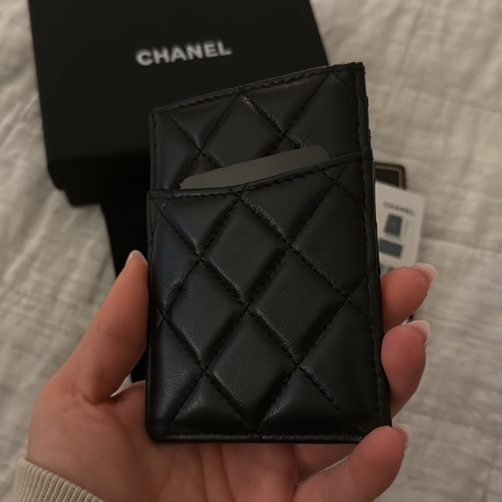 SOLD**Chanel leather card holder wallet - Picture 3 of 4